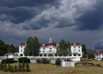 THE GHOSTS OF THE STANLEY HOTEL